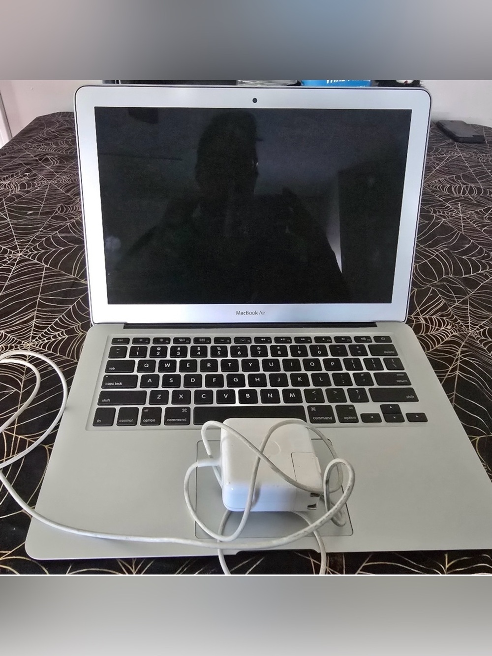 Apple MacBook Air A12466 Silver with Black Keyboard